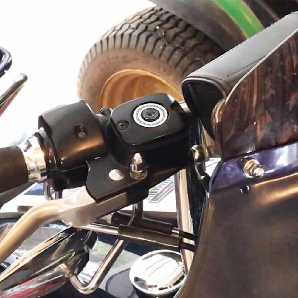 Front Brake Master Cylinder Cover Fit for Harley Touring 05-07 Dyna 06-17 | Mactions