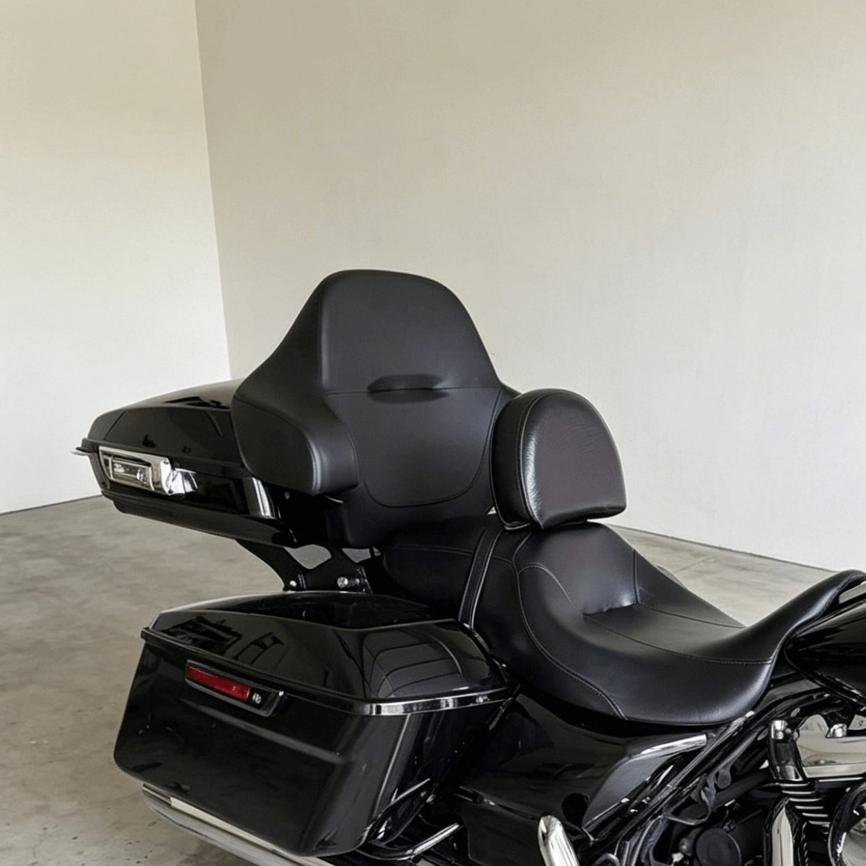 CB017501 Mactions Tour Pak Backrest Pad for Harley Touring '14-'25