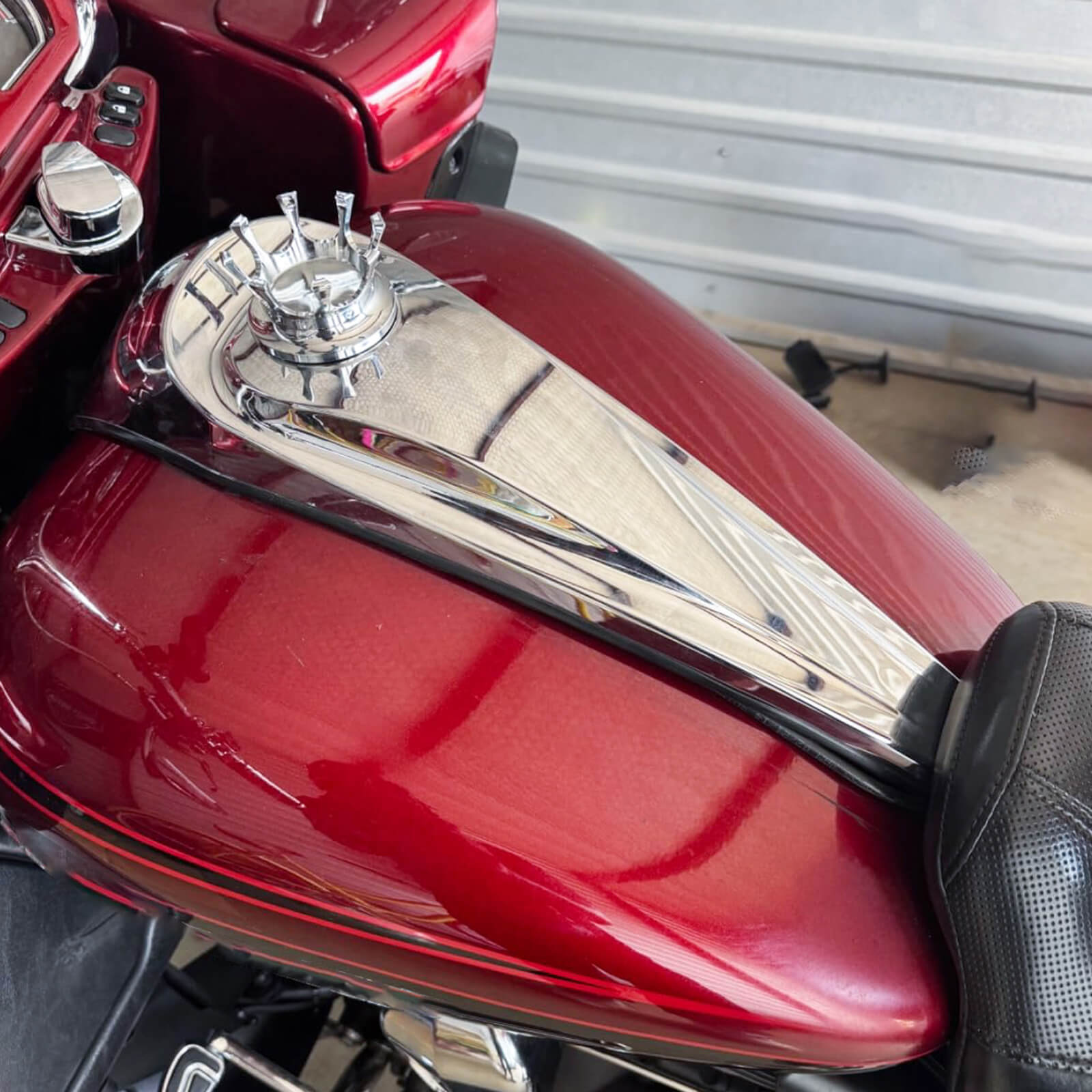 CR010502 mactions Dash Fuel Console Cover Fit Harley electra glide effect