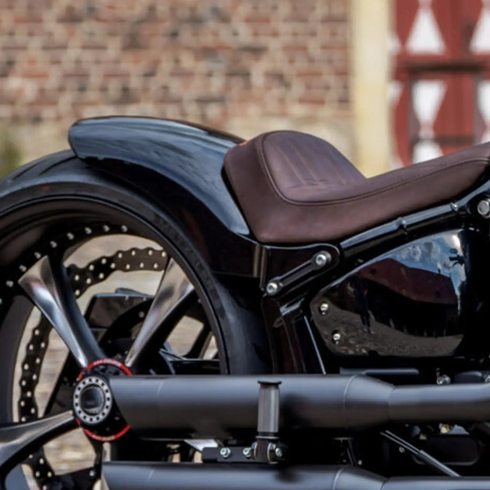 CR033203-mactions-motorcycle-rear-fender-intergated-led-for-harley-softail_10