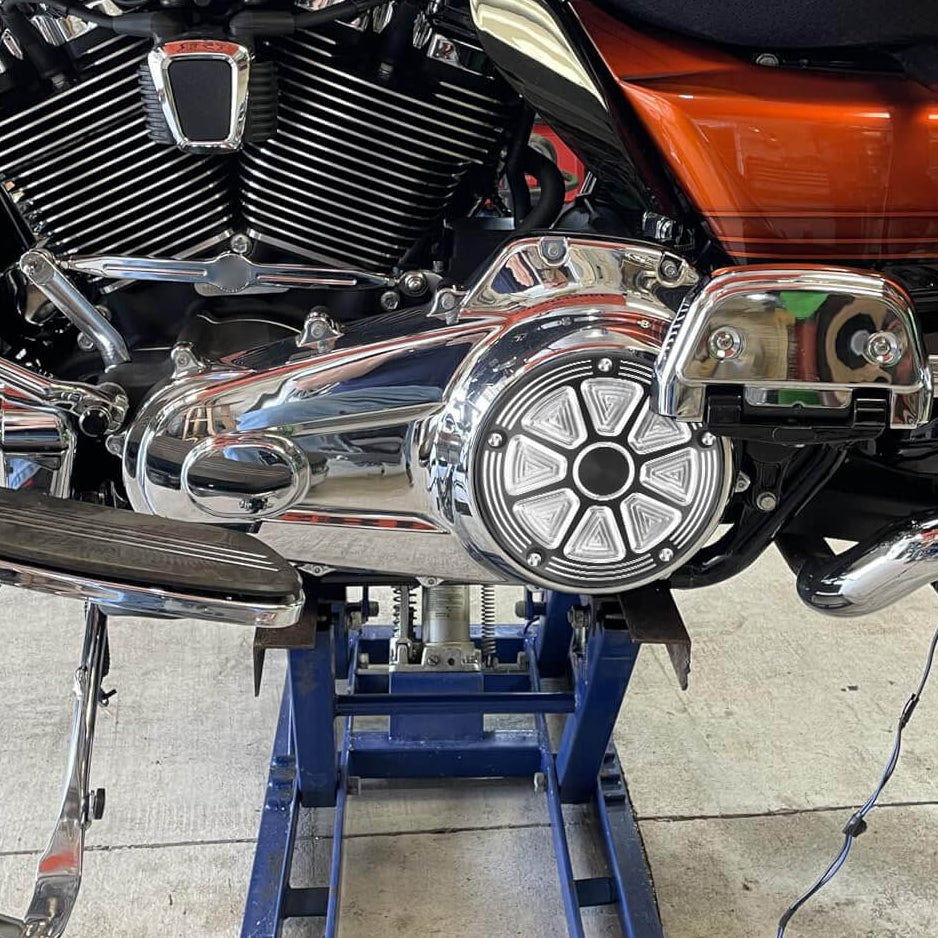 EN000601 Mactions Engine Derby Cover for Harley M8 Softail '18-Up