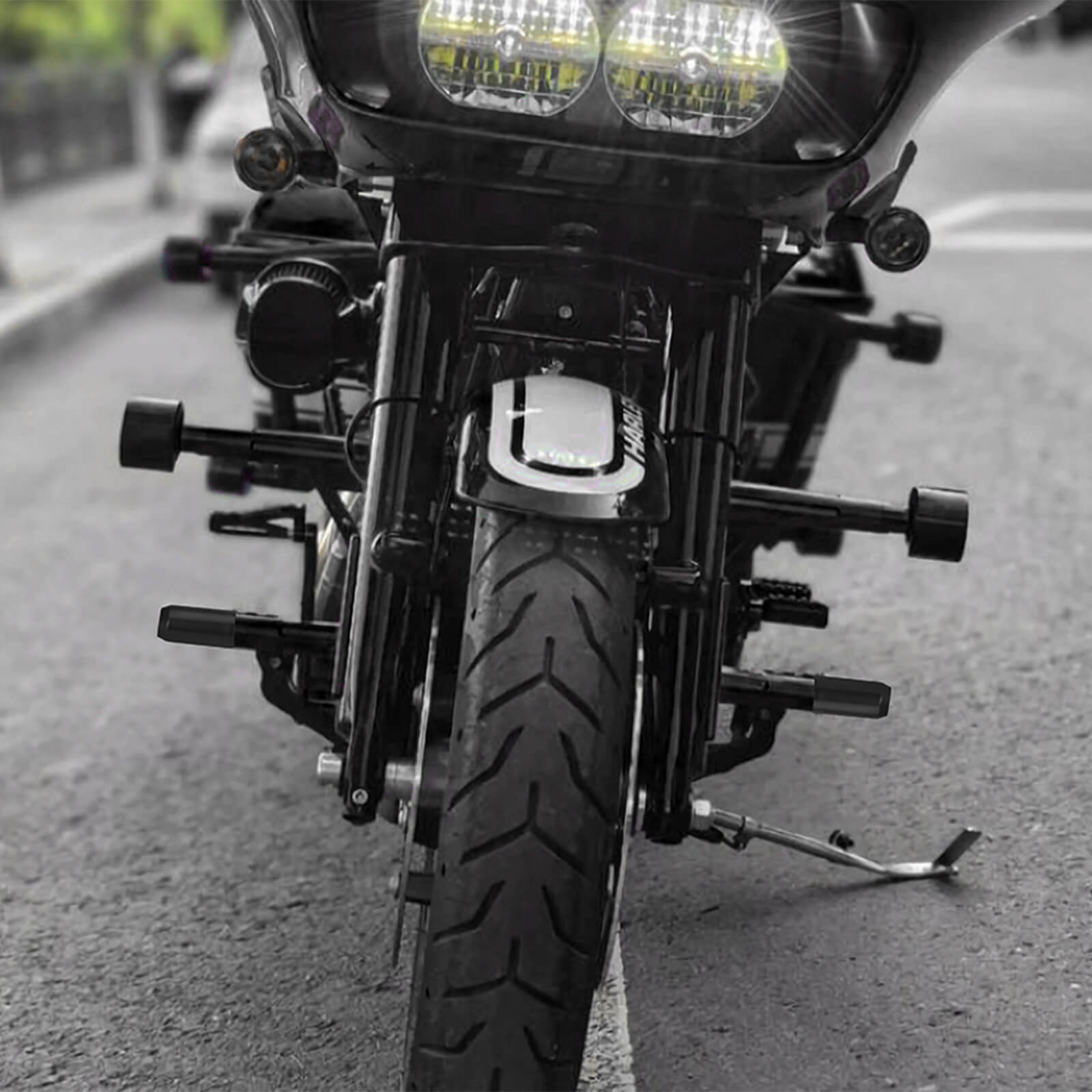 FR007101 mactions CNC Aluminum Flat-Out Front Engine Guard for harley street glide