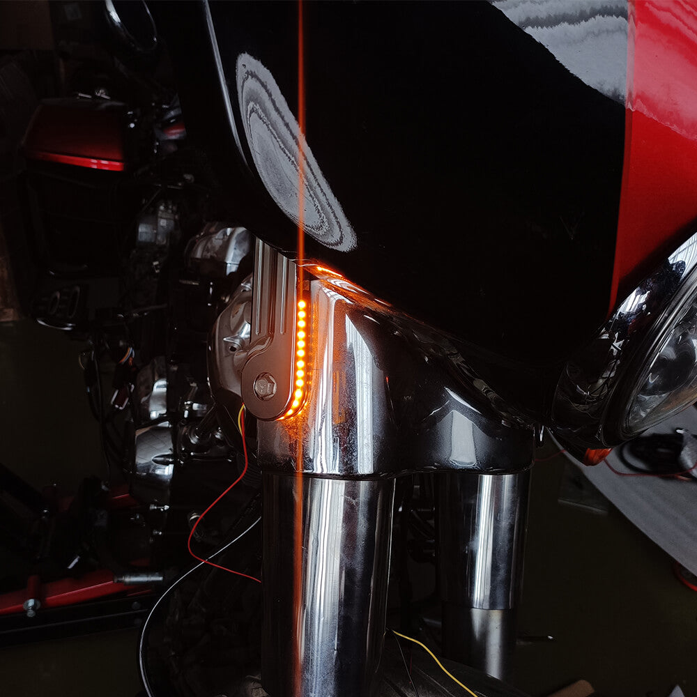 LA018214-mactions-flush-fork-light-brackets-for-harley-turn-signal