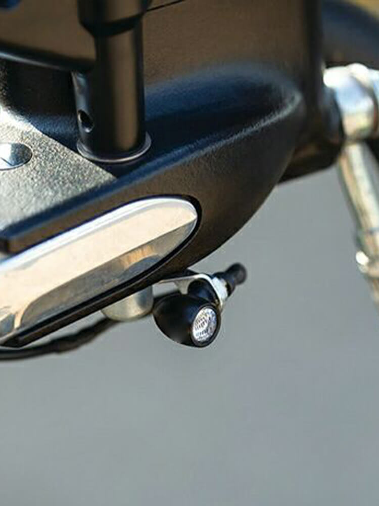 LA018901-Mini-LED-Turn-Signals-for-Harley-Touring-effect