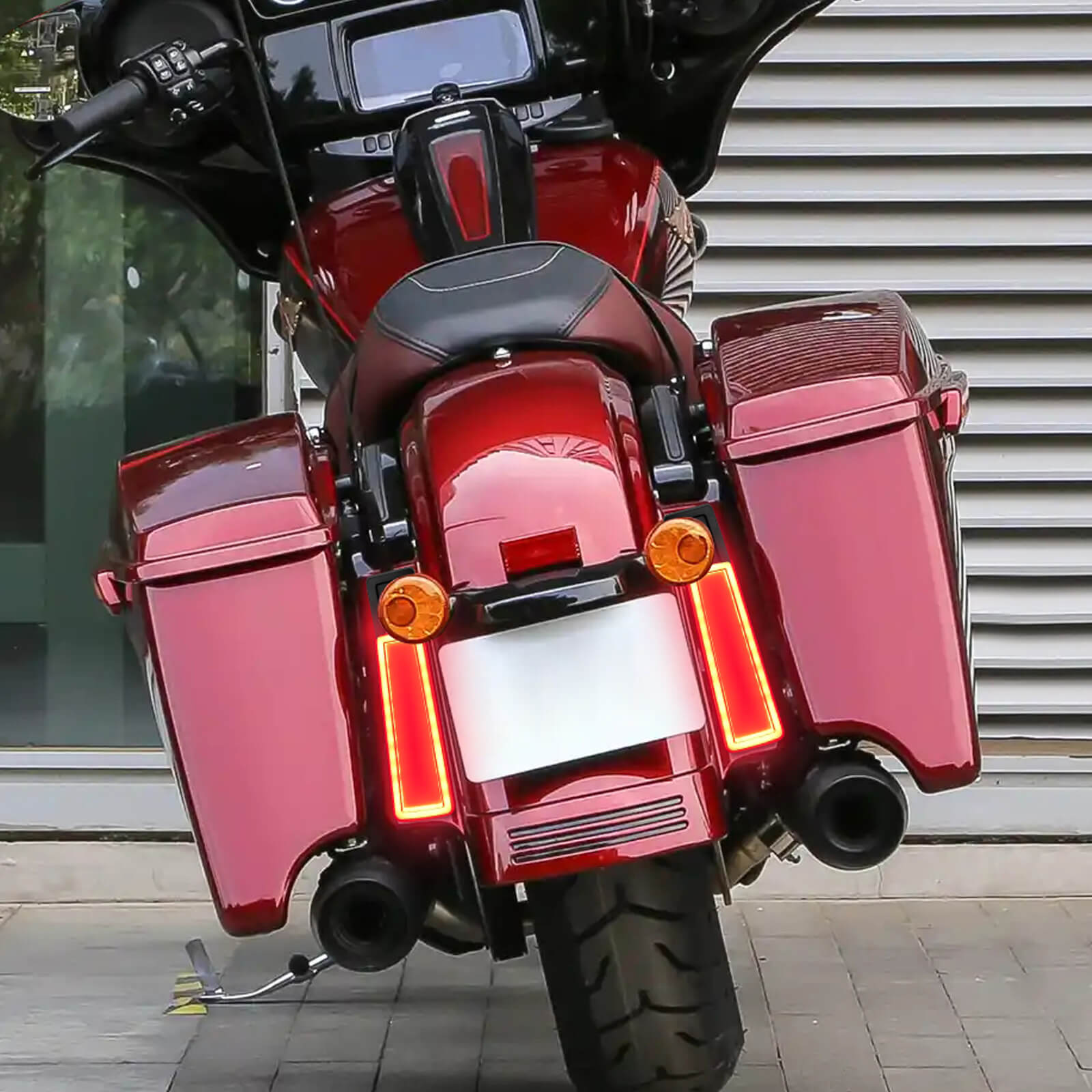 LA027402 mactions LED Saddlebag Filler Panel Side Lights for harley touring