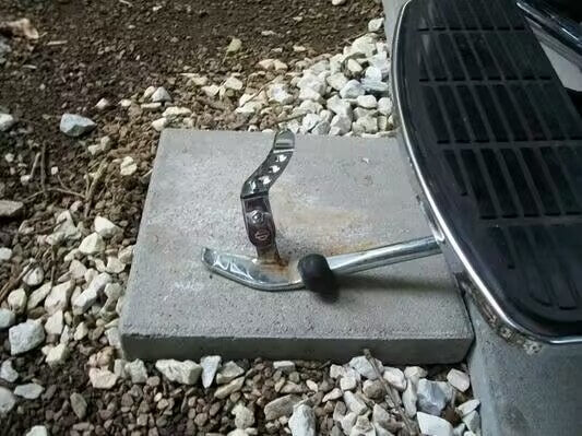 PE007301-mactions-Motorcycle-Kickstand-Extension-for-harley