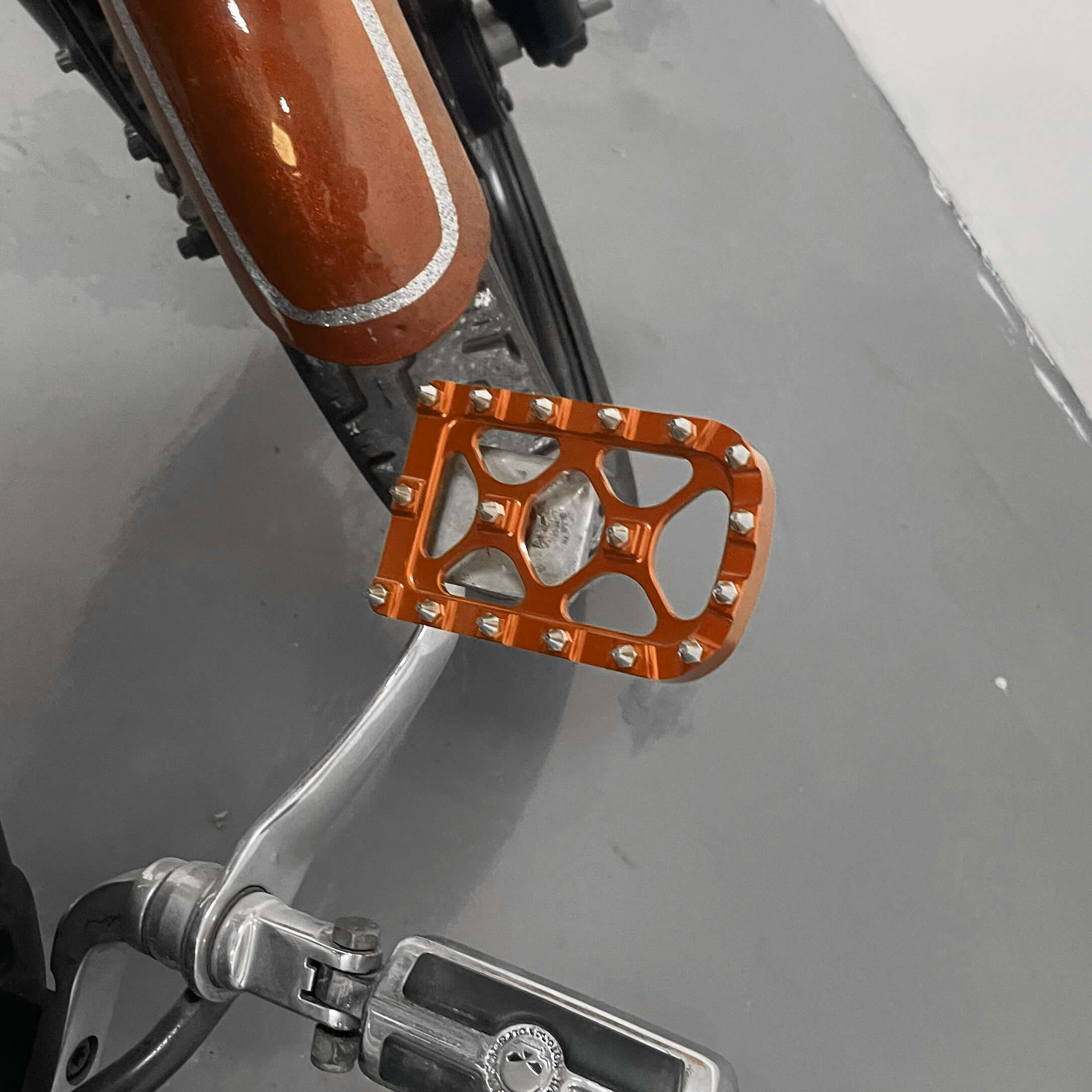 PE012006 Mactions Brake Pedal Pad for Harley Touring Softail Dyna