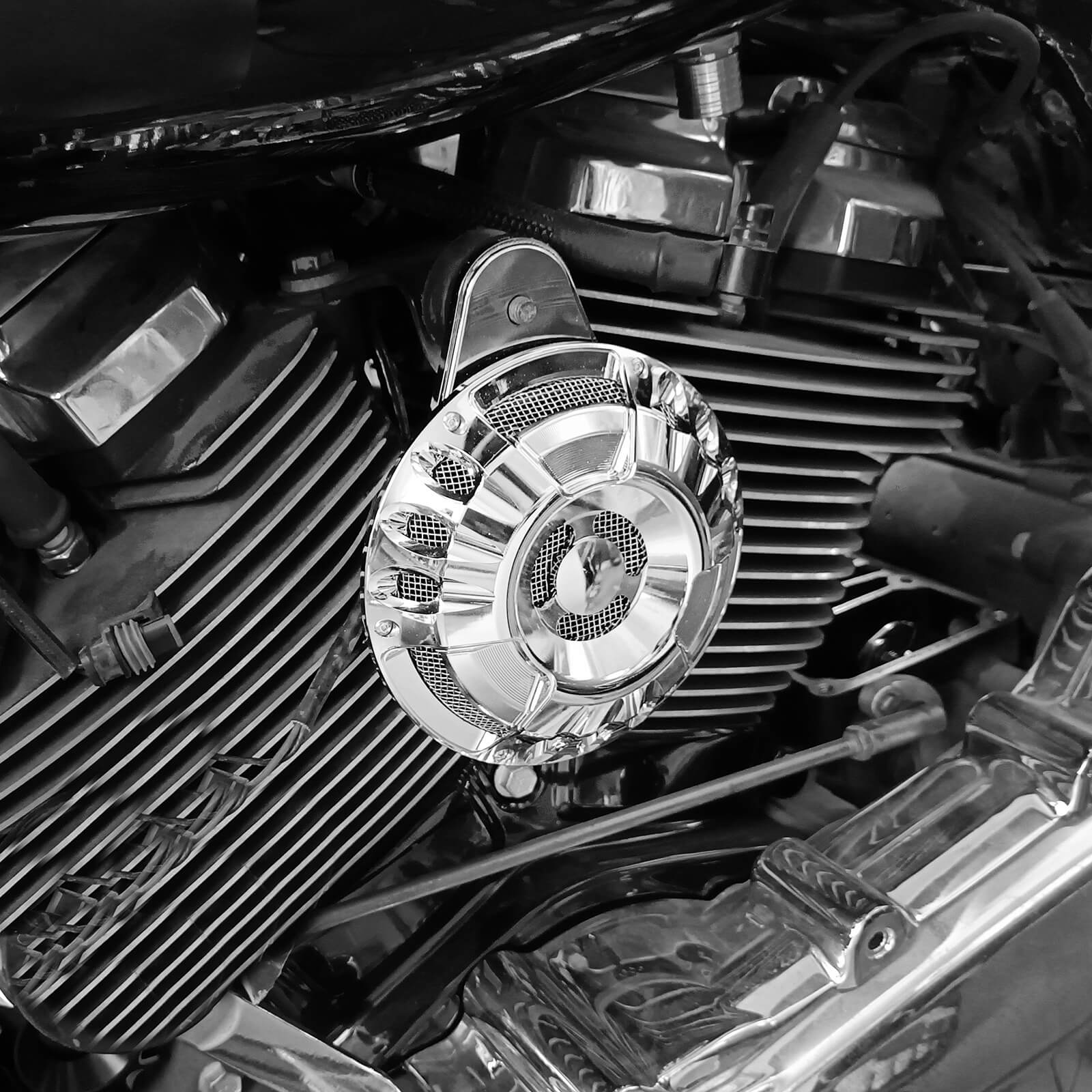 TH00740 mactions cnc horn speaker for harley