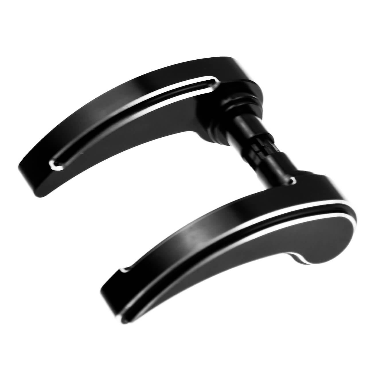 TH015104-mactions-saddlebag-lid-lifters-for-harley