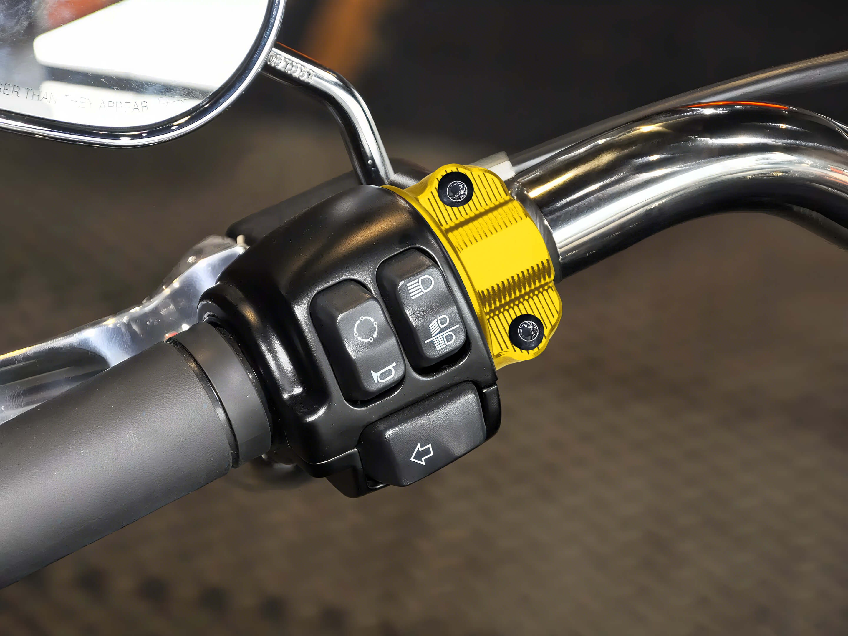 1" Handlebar Riser Clamp Lever for Harley Softail Touring '08-'25 | Mactions