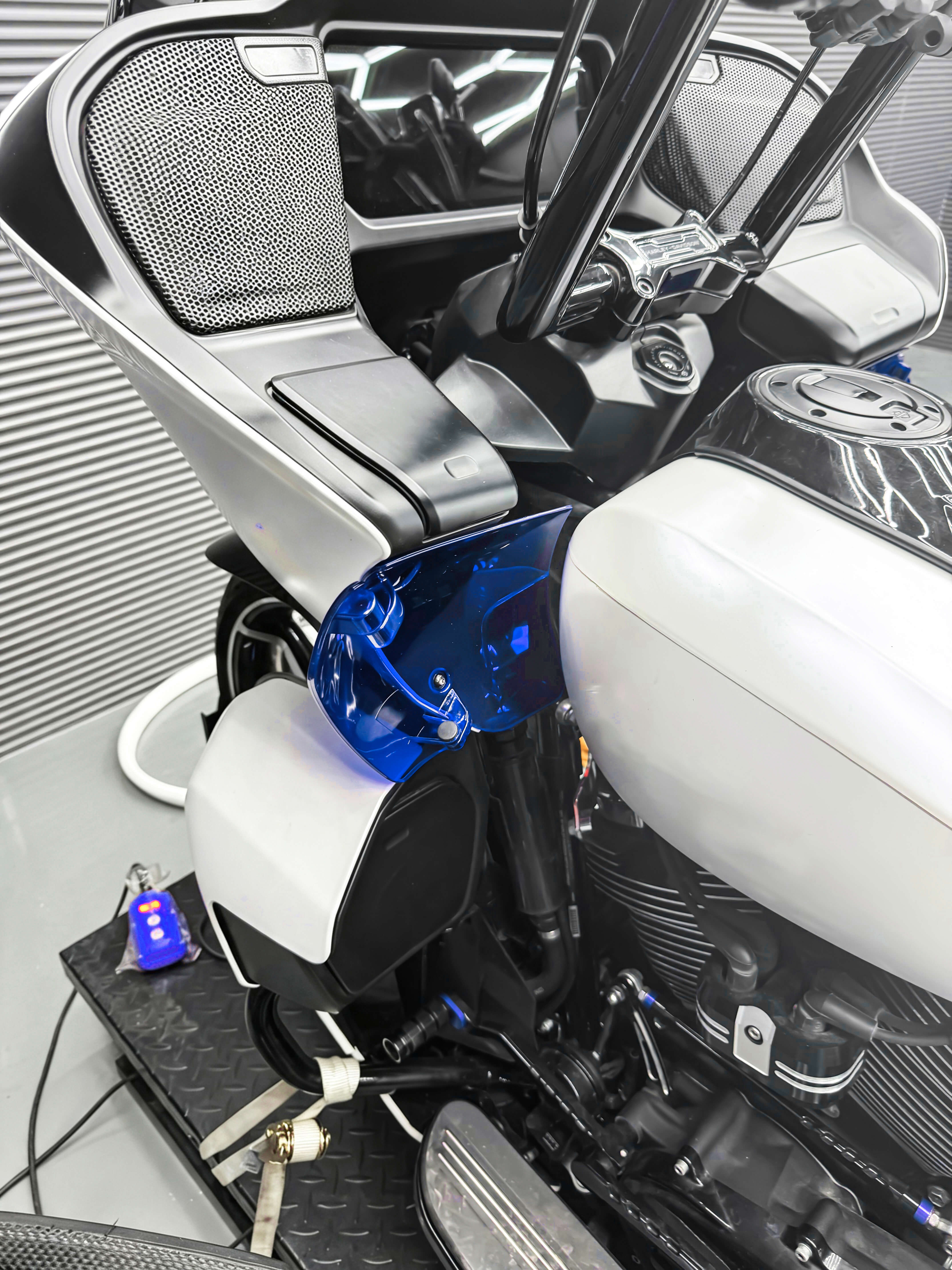 Upper Fairing Deflector for Harley Road Glide FLTRX '24-'26 FLTRXSE '23-Up | Mactions