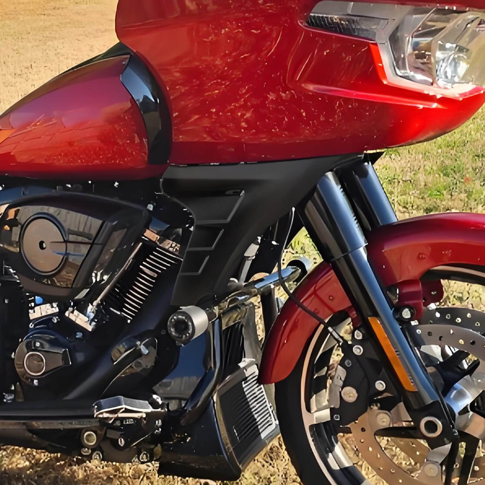 Harley CVO Road Glide Side Fairing Panel & Support Bracket Kit 2023-2024 - Gloss Black | Mactions