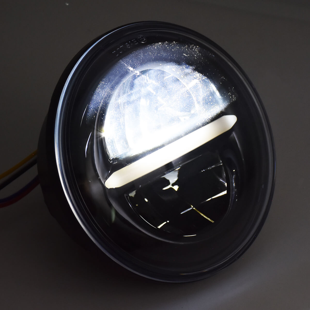 5.75inch-motorcycle-headlamp-for-harley-effect-LA011301