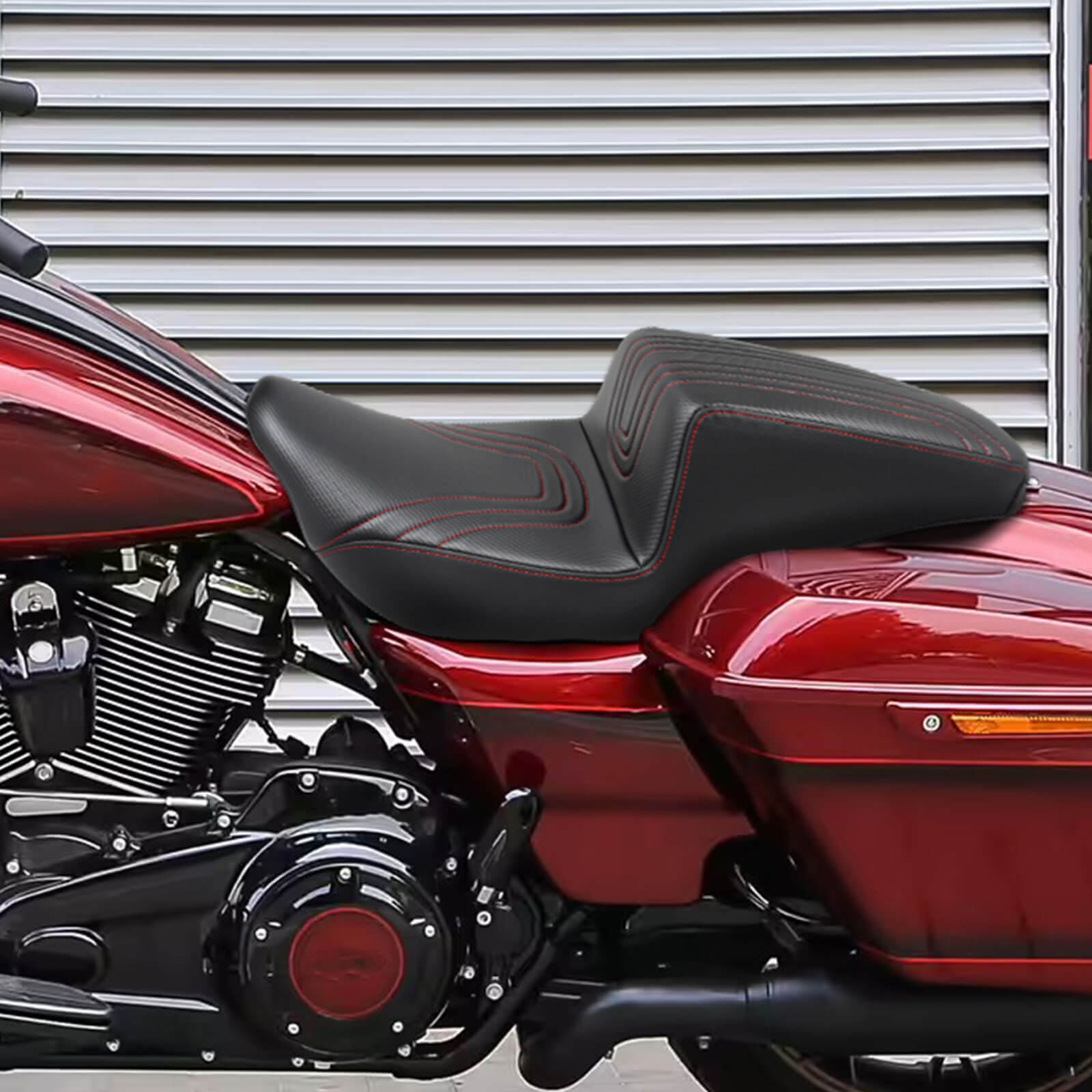 CB015603 mactions Rider Passenger Step-Up Seat For Harley touring effect