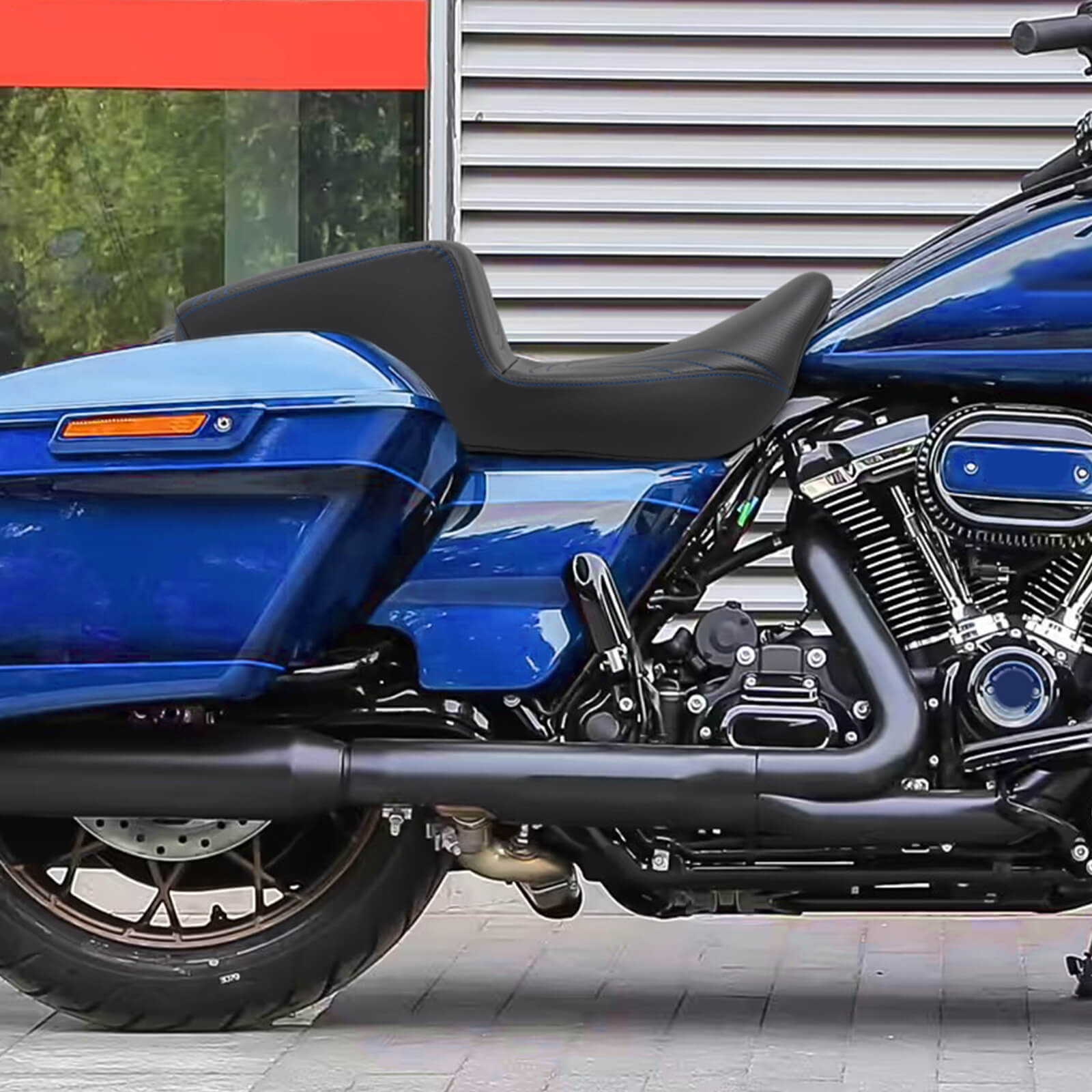 CB015604 mactions Rider Passenger Step-Up Seat For Harley blue stitching effect