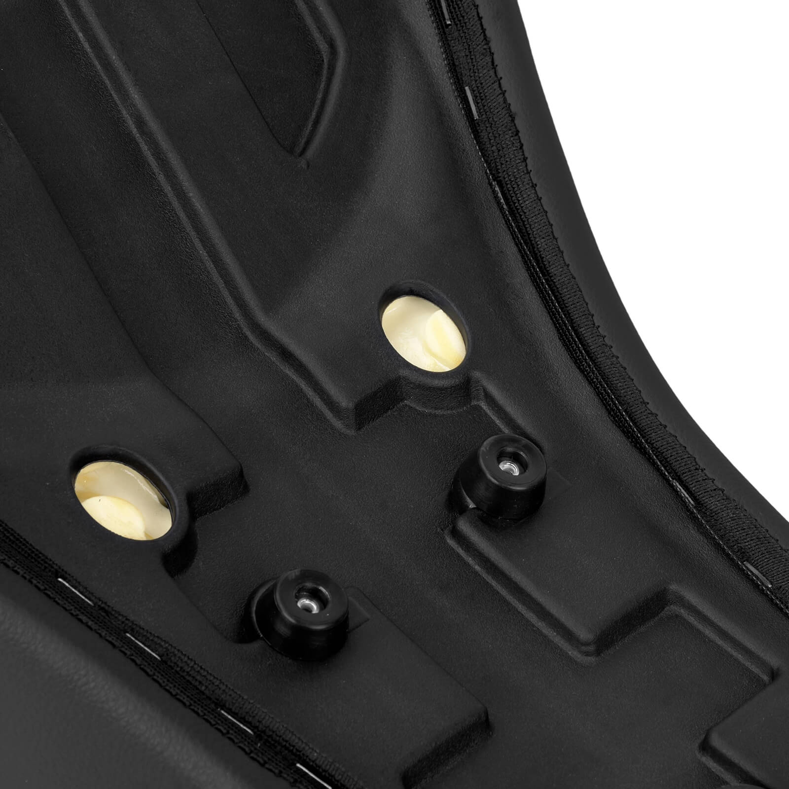 CB016901 mactions Performance Step-Up Seat Lattice Stitch Fit '18-'25 Fat Boy & '23-'25 Breakout - details