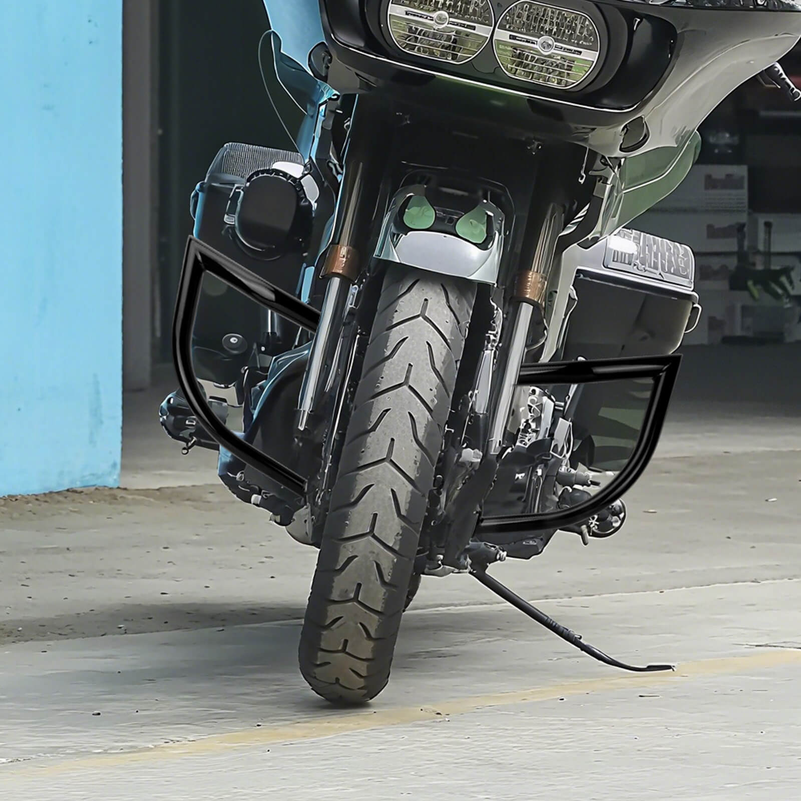 FR006701 mactions Front Engine Guard Crash Bar for Harley Touring road glide