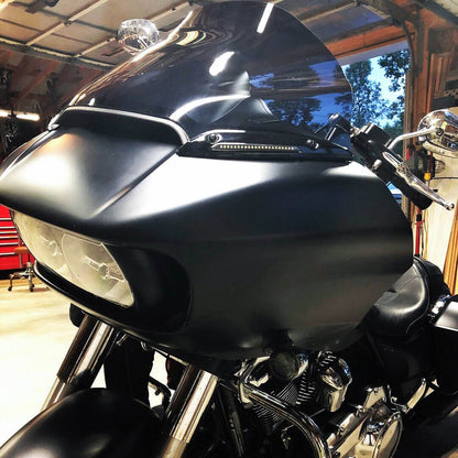 LA022301-mactions-harley-road-glide-windshield-turn-signal-light-effect