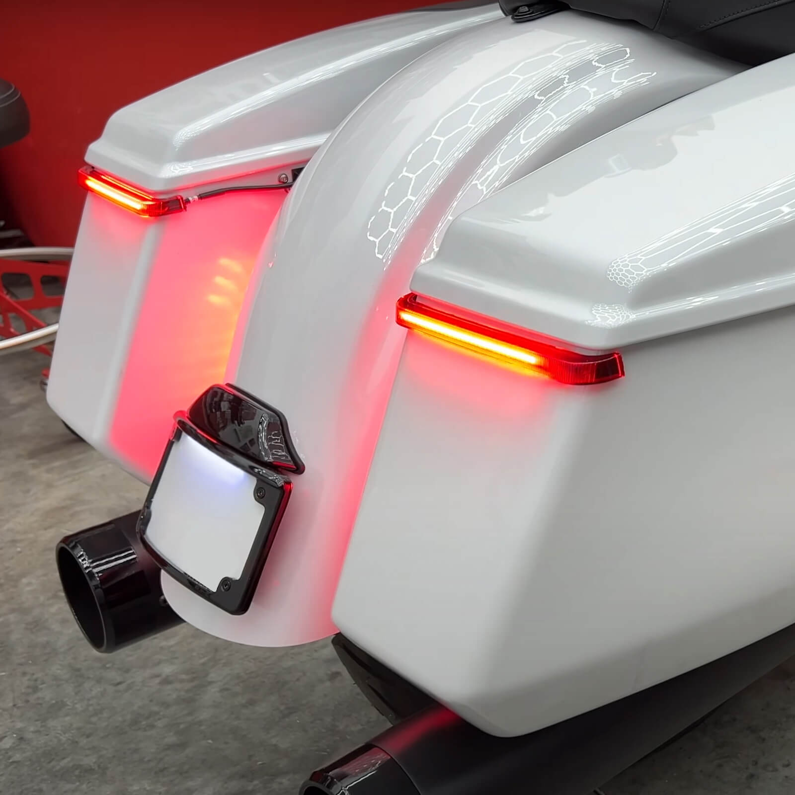 LA024902 mactions motorcycle LED Saddlebag Sequential flow Turn Signal - red light