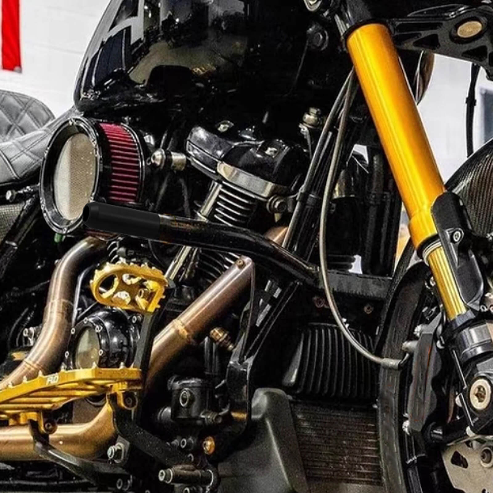 TH034802-mactions-harley-engine-crash-bar-for-touring