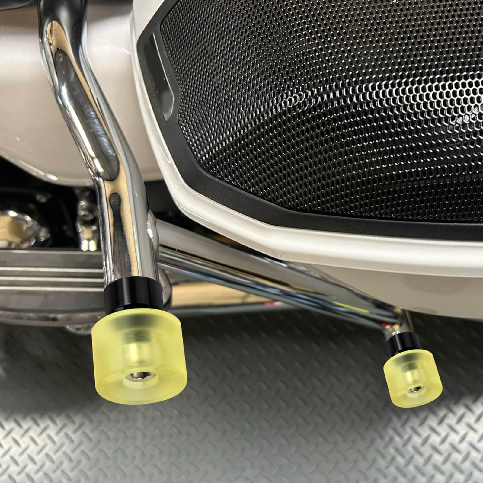 ZHFR0007 MACTIONS Rear Saddle Bag Guards Chrome Crash Bars for harley touring 2025 - yellow rollers