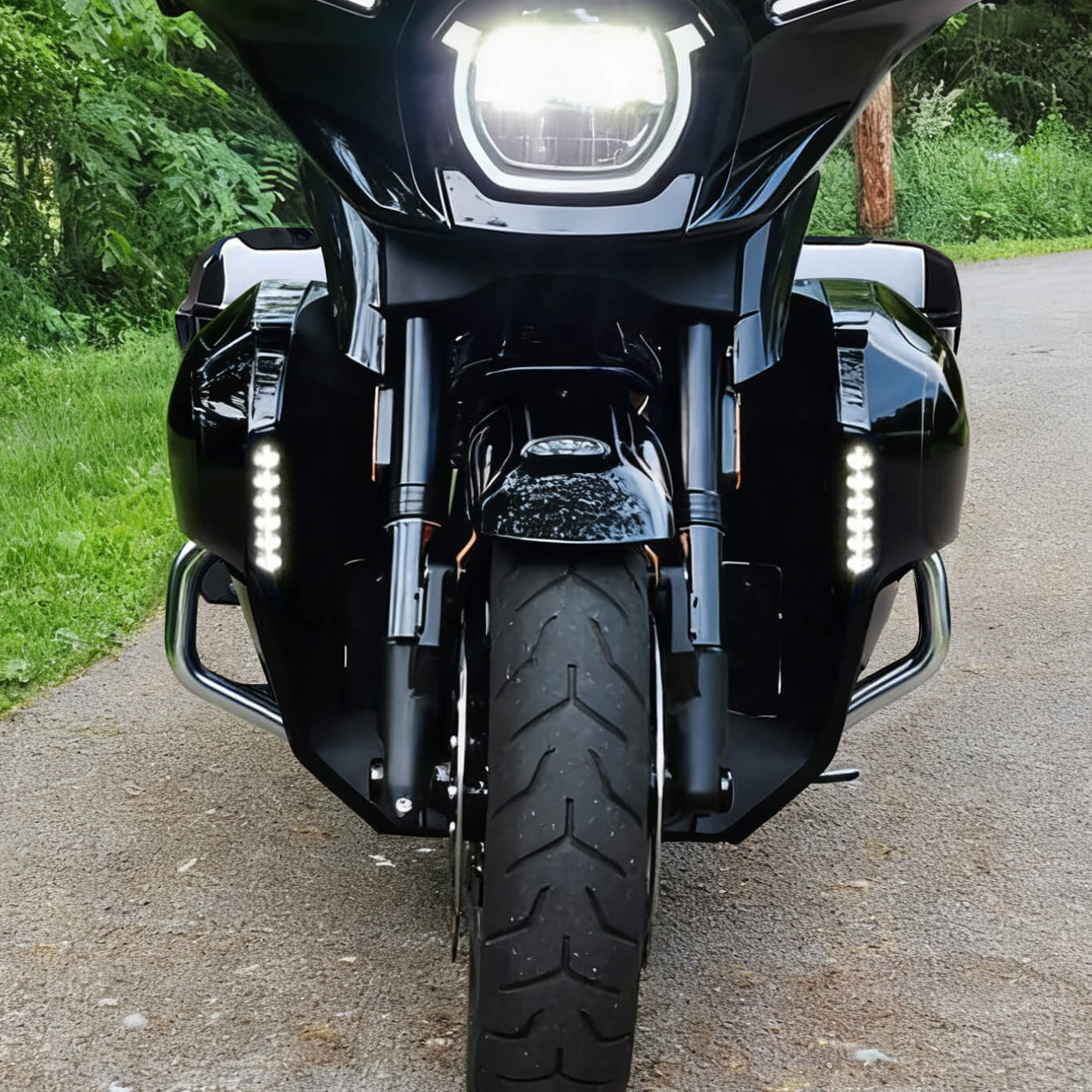 ZHFR0025 Mactions Lower Fairing Kit with LED Lights For Harley Touring FLHX FLTRX Installation