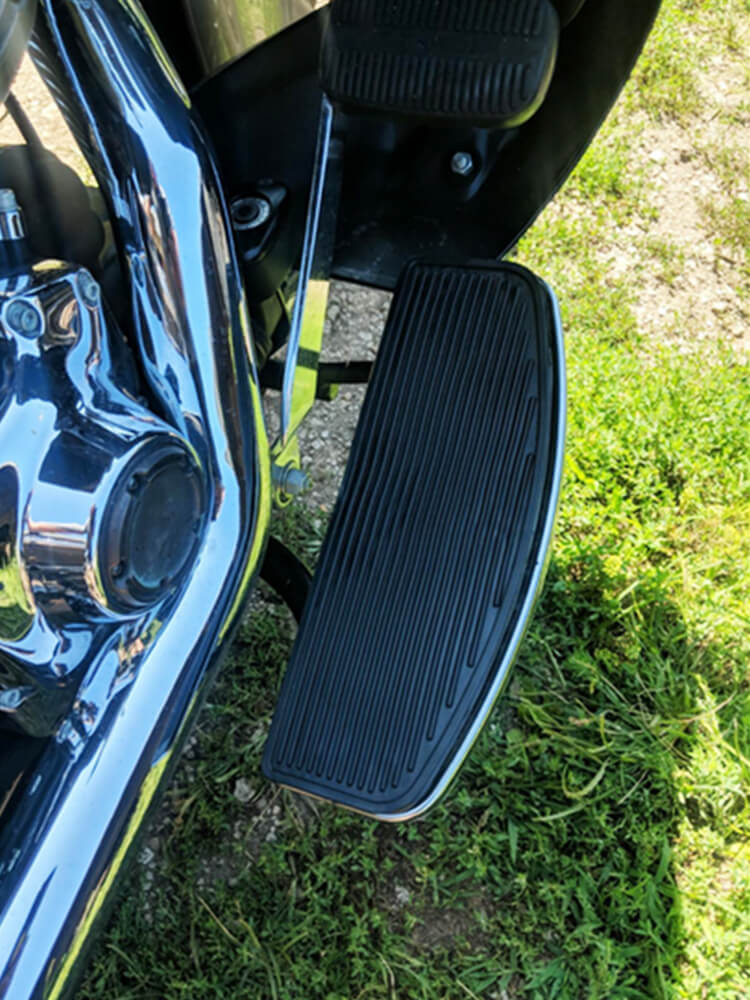 rider-footboards-for-harley-effect-PE012901