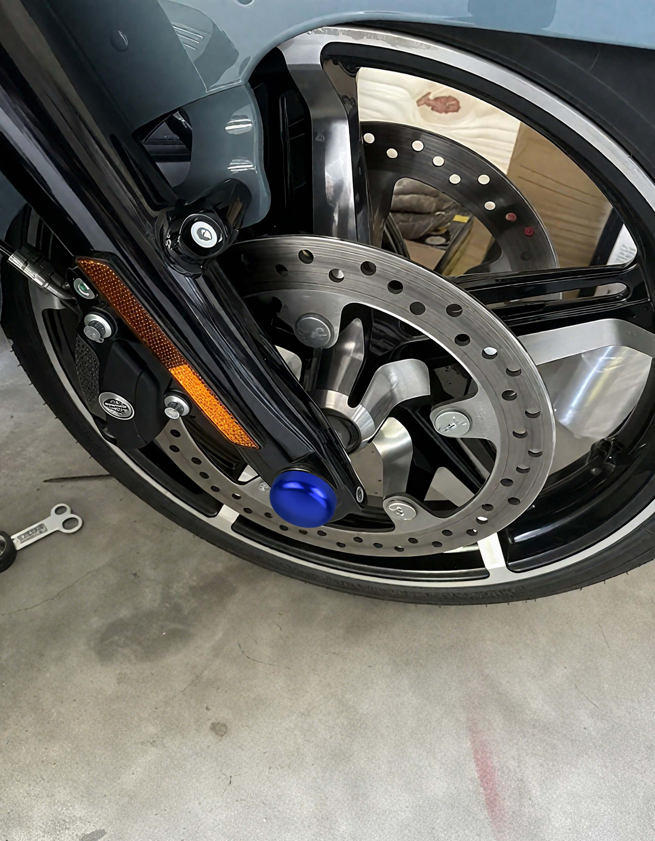 Custom CNC Front Axle Nut Covers for Harley Touring 2024-2025 | Mactions